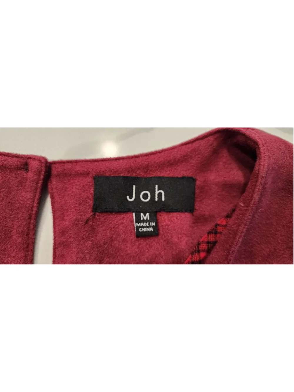 Joh Womens Burgundy Faux Suede Bell Sleeve Tunic Top M Keyhole Crisscross Blouse